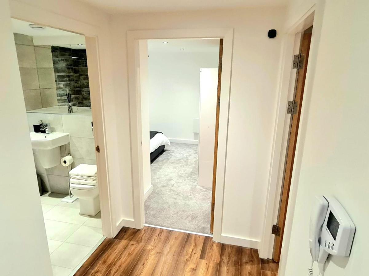1-Bedroom Aprt In Salford- Freeparking- Sleeps3 Manchester Luaran gambar