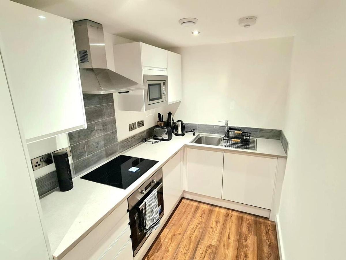 1-Bedroom Aprt In Salford- Freeparking- Sleeps3 Manchester Luaran gambar